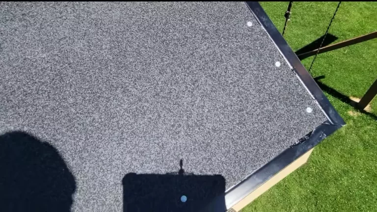 How to Install Rolled Roofing?