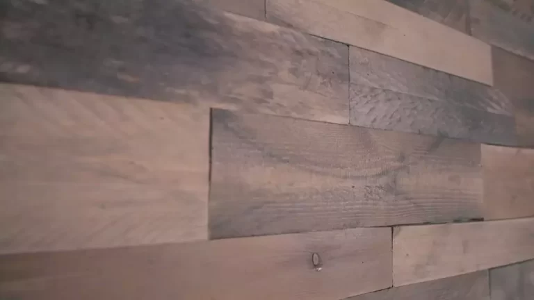 How to Install a Reclaimed Wood Wall?